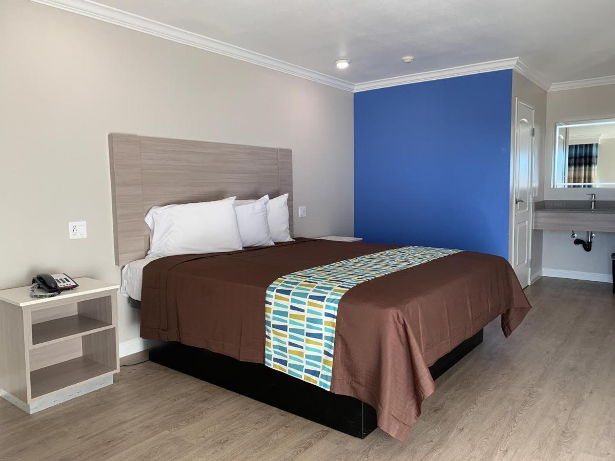 Mojave Hotel Victorville