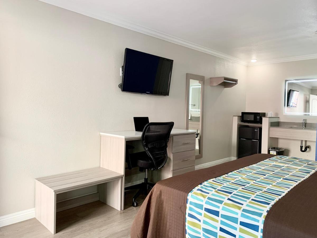 Hotel Mojave Victorville