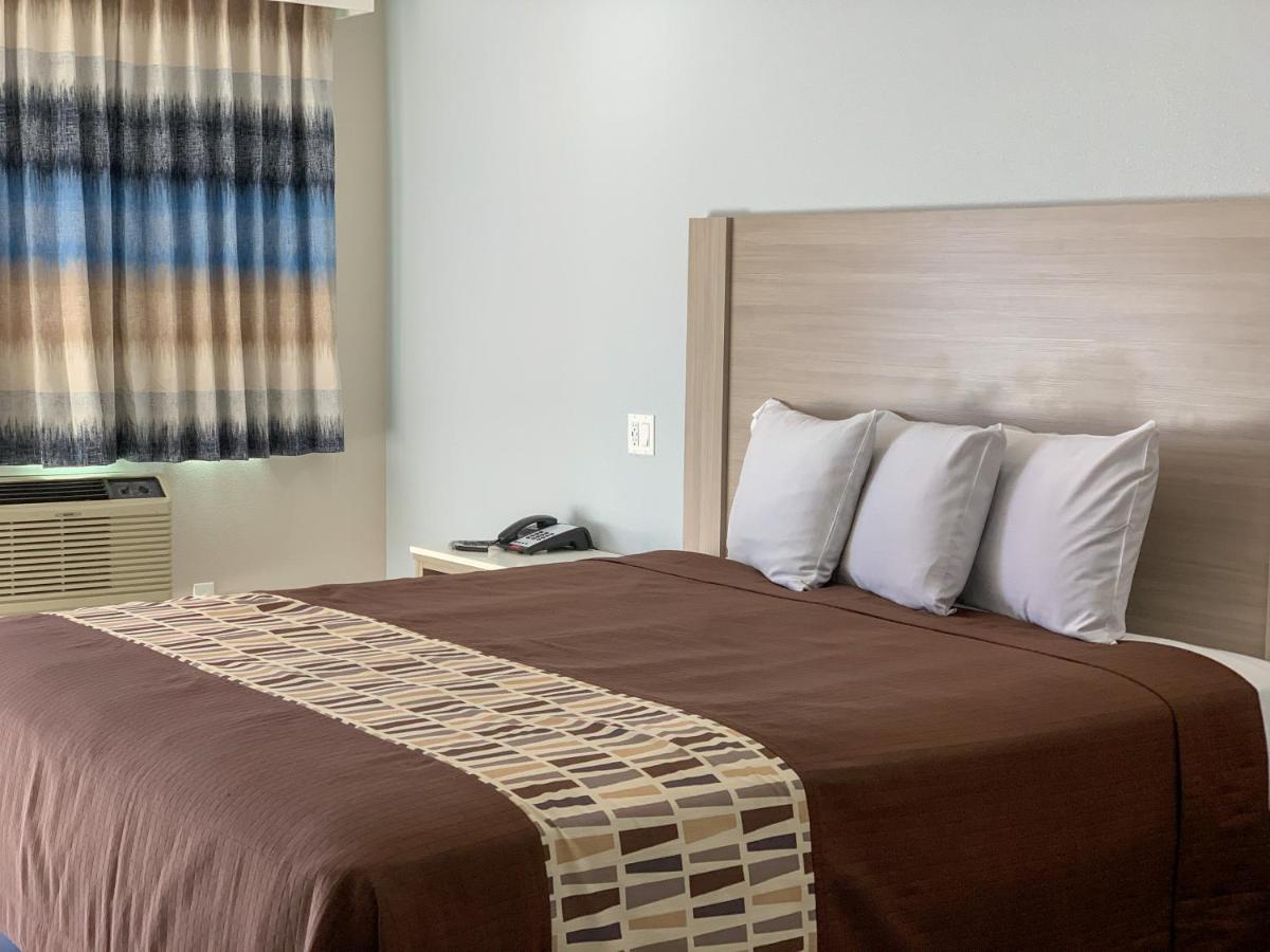 Hotel Mojave